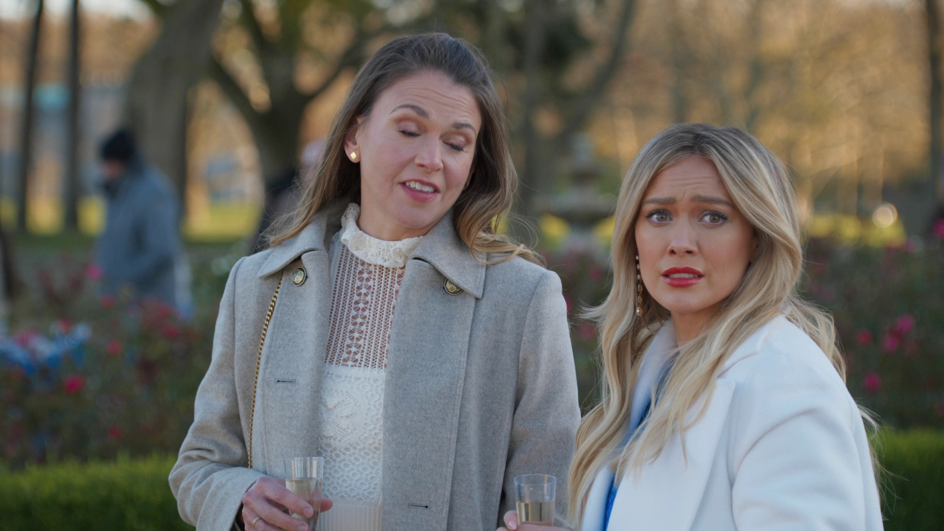 DailyDuff-dot-nl_Younger7x02ItsTheEndOfTheWorldWormGirl1176.jpg