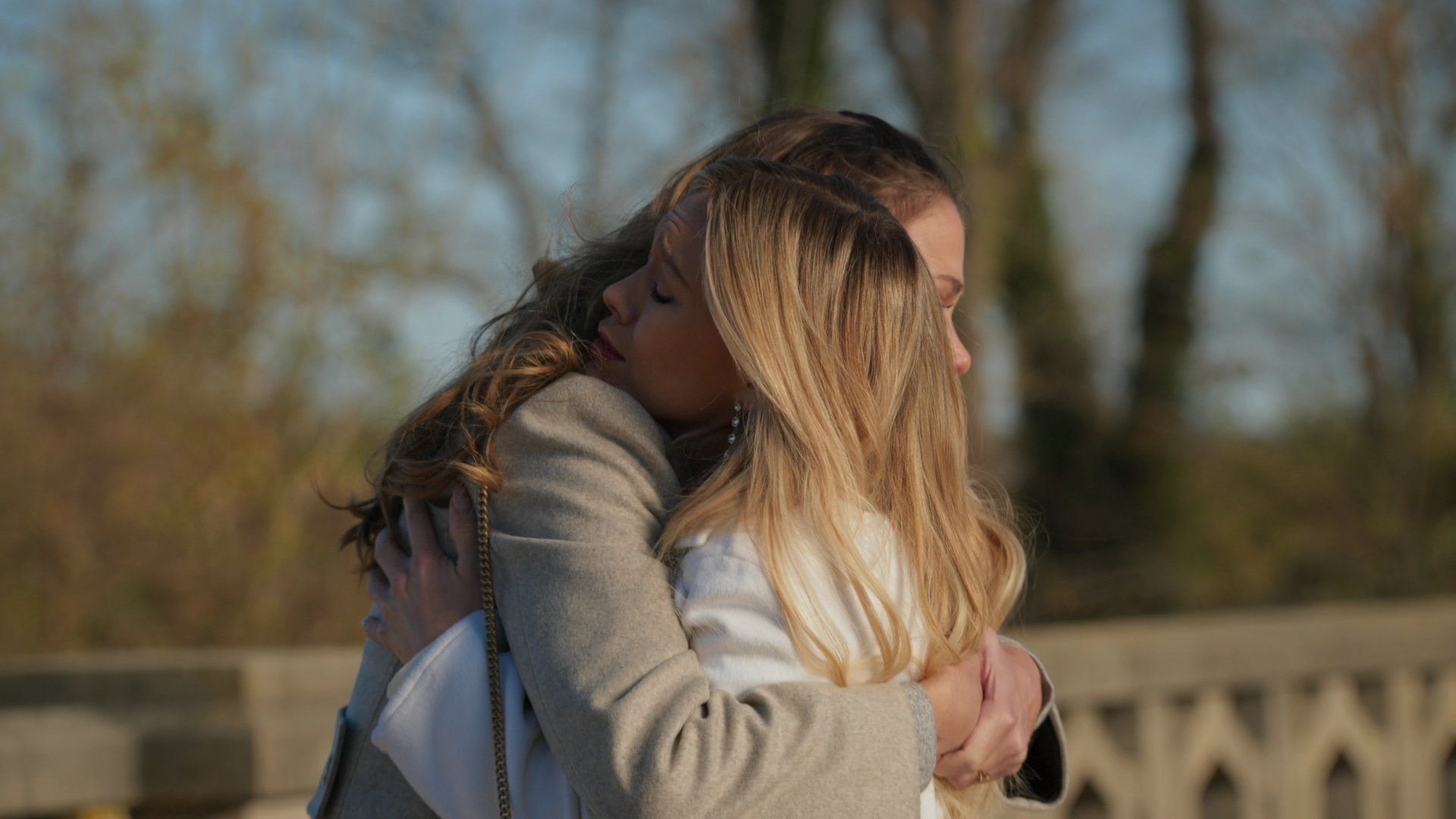 DailyDuff-dot-nl_Younger7x02ItsTheEndOfTheWorldWormGirl1378.jpg