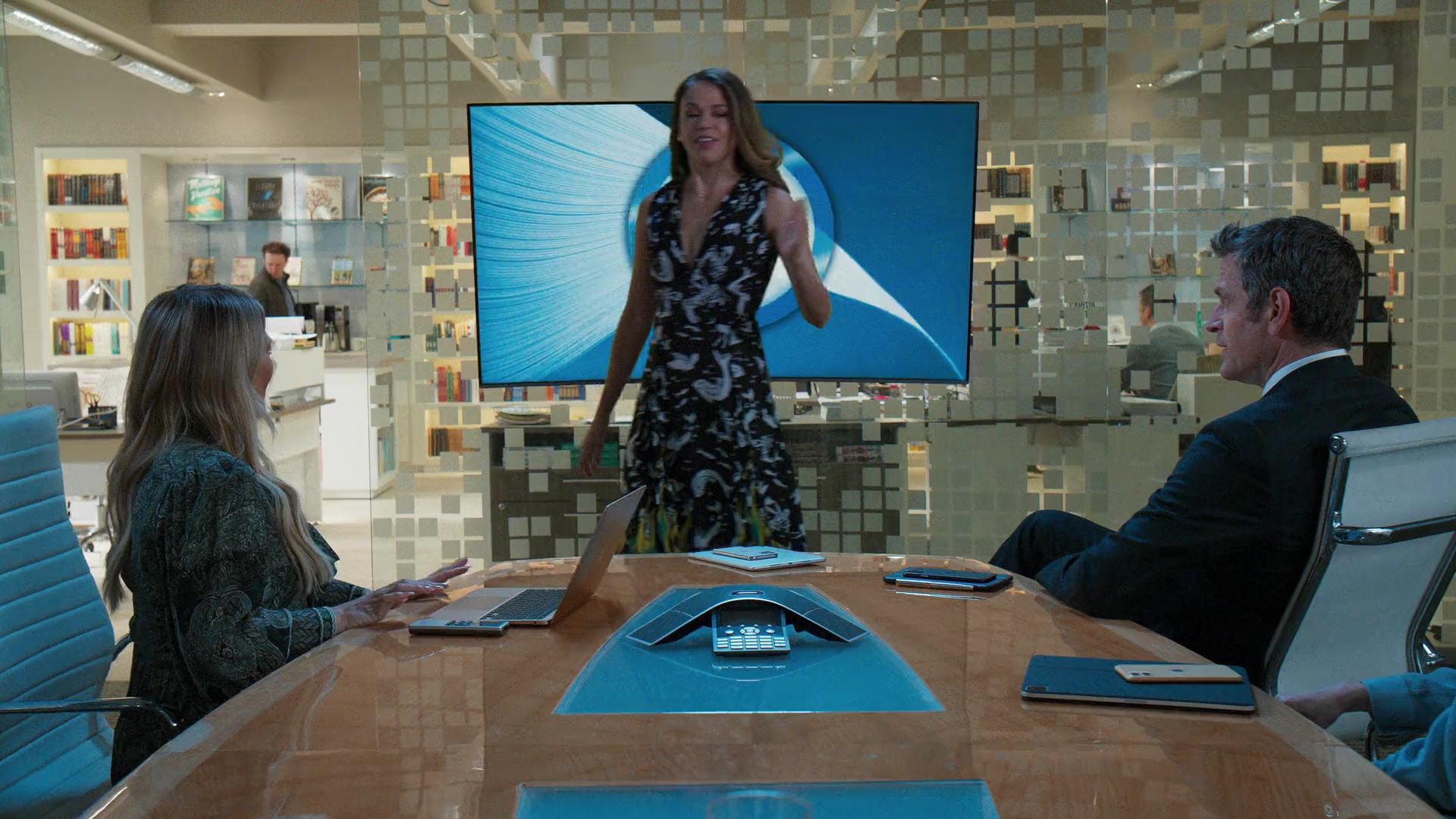 DailyDuff-dot-nl_Younger7x04RiskyBusiness1314.jpg