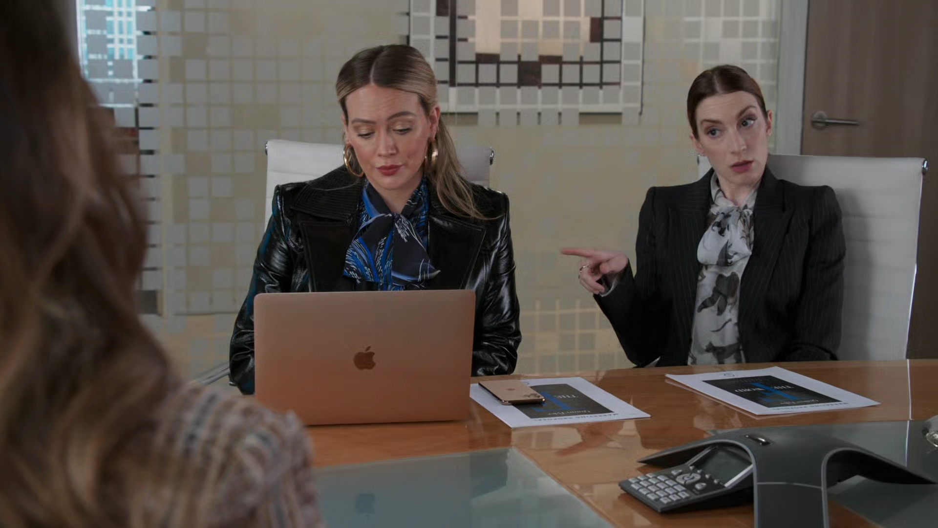 DailyDuff-dot-nl_Younger7x05-0255.jpg