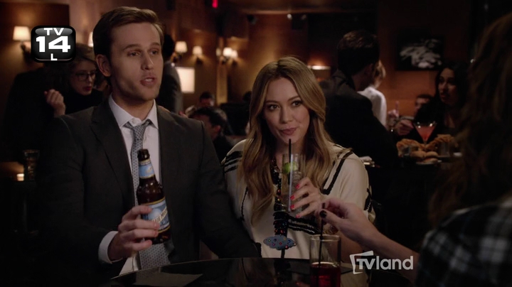 DailyDuff-dot-nl_Younger1x01-0812.jpg DailyDuff-dot-nl_Younger1x01-0812.jpg