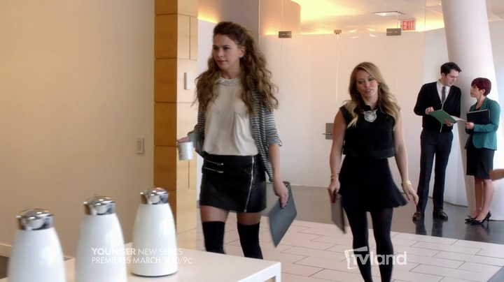 DailyDuff-dot-nl_Younger1x01-0971.jpg DailyDuff-dot-nl_Younger1x01-0971.jpg