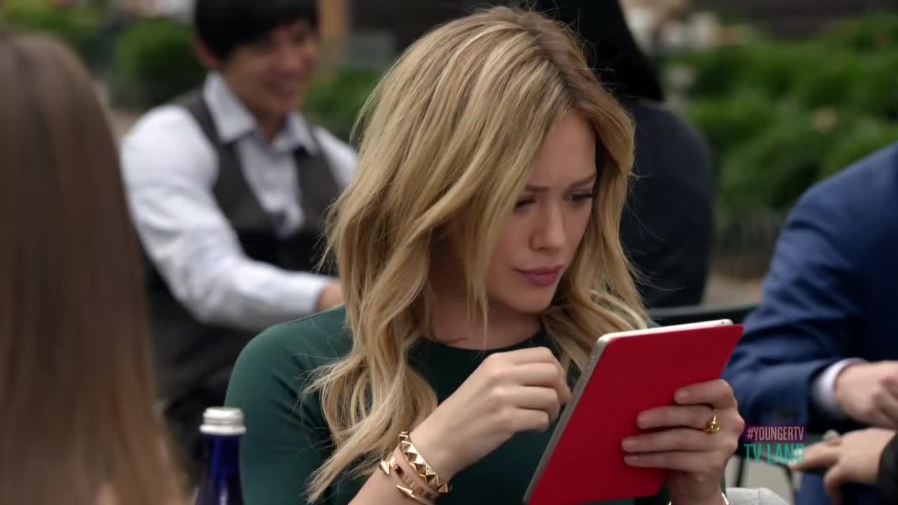 DailyDuff-dot-nl_Younger1x01-00039.jpg