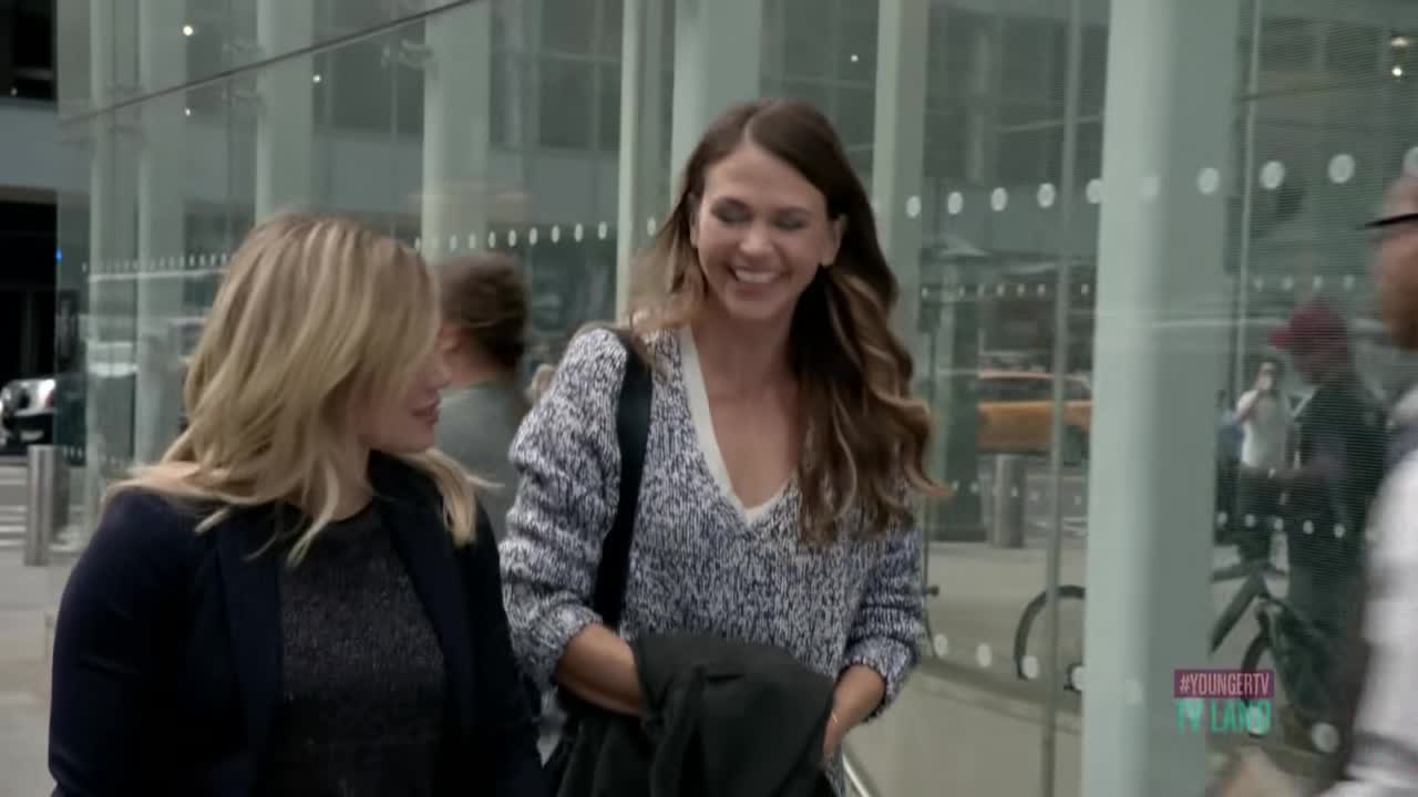 DailyDuff-dot-nl_Younger1x01-00126.jpg