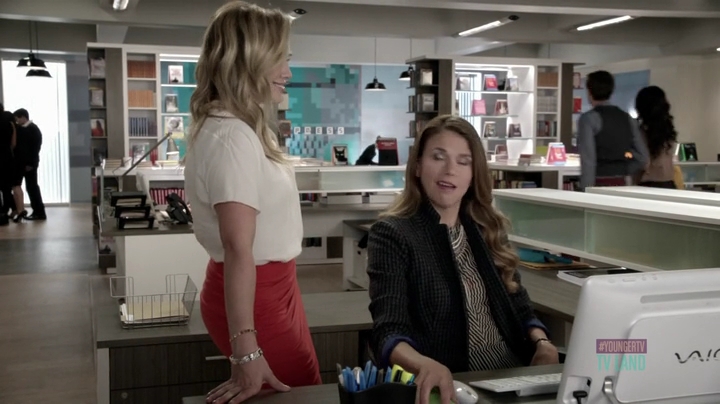 DailyDuff-dot-nl_Younger1x03-0191.jpg