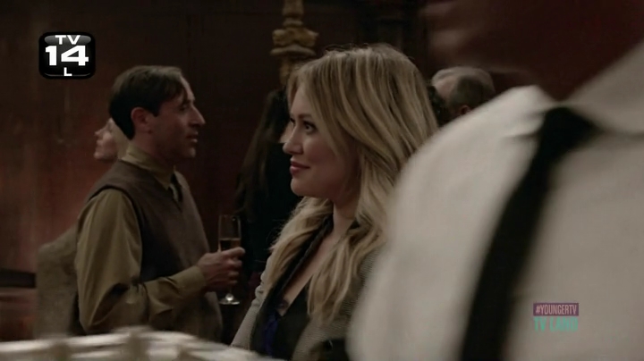 DailyDuff-dot-nl_Younger1x03-0592.jpg
