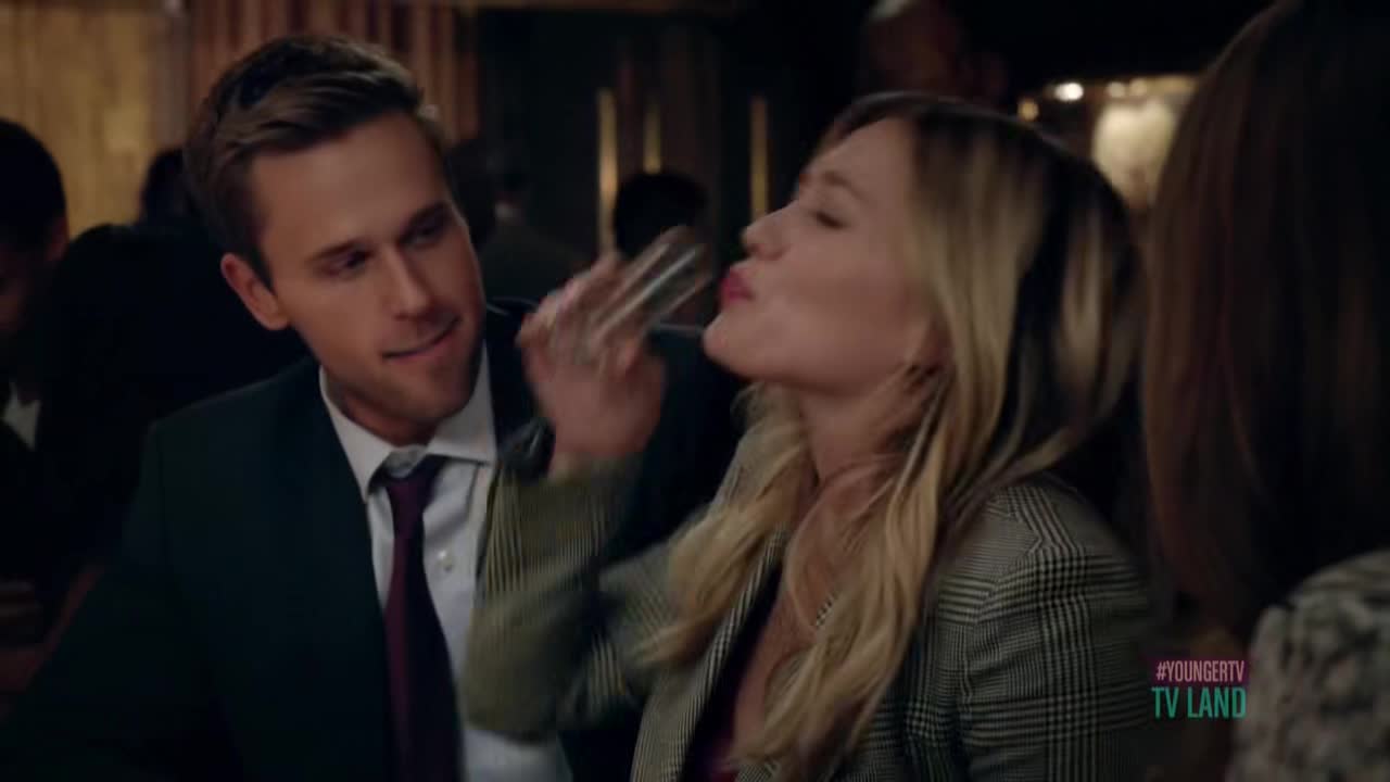 DailyDuff-dot-nl_Younger1x04-00182.jpg
