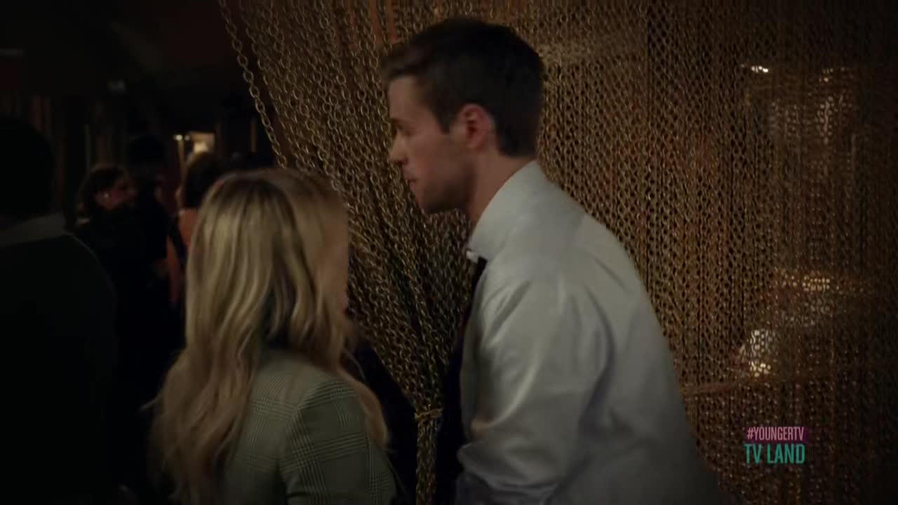 DailyDuff-dot-nl_Younger1x04-00252.jpg