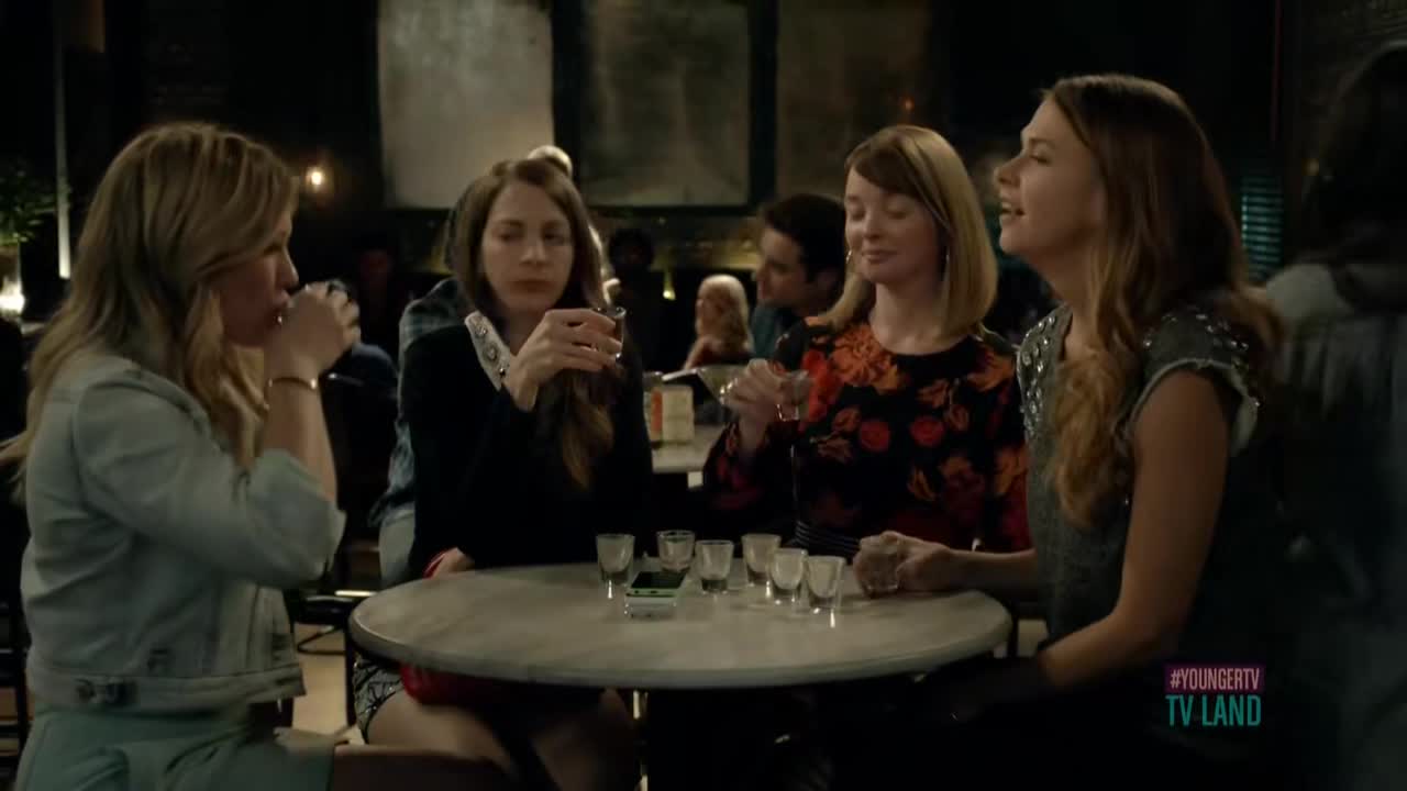DailyDuff-dot-nl_Younger1x05-00192.jpg