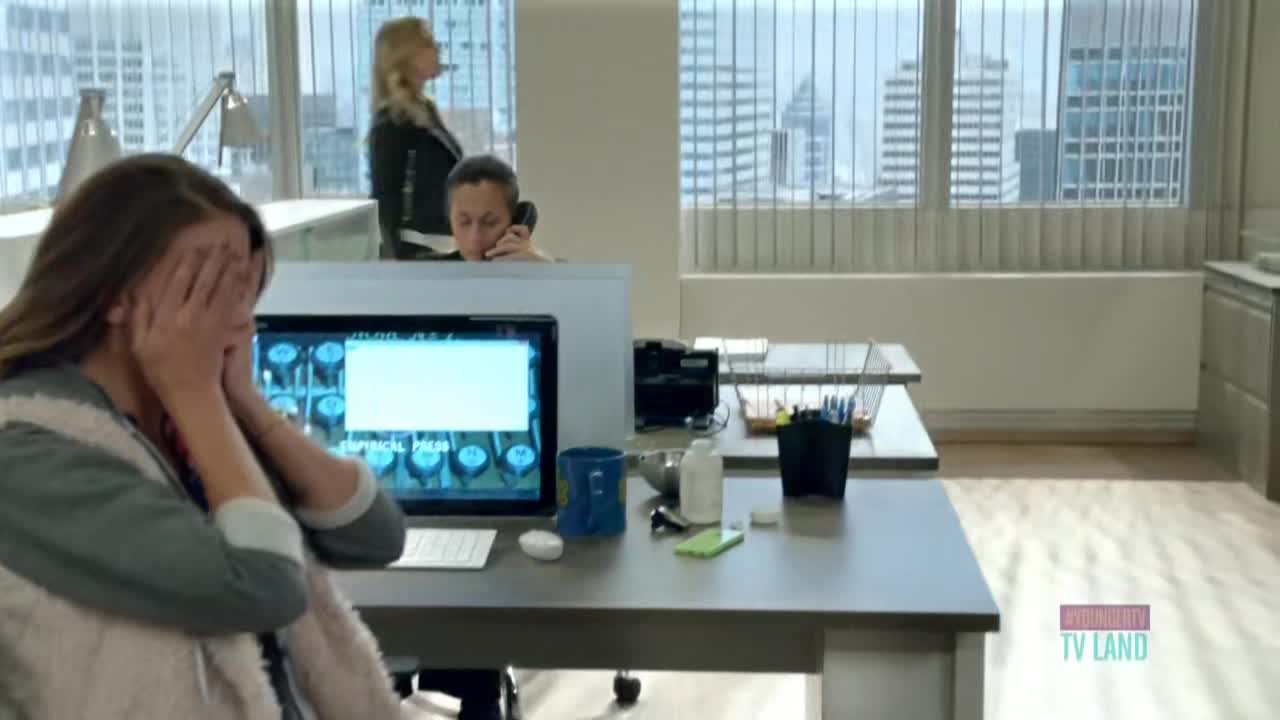 DailyDuff-dot-nl_Younger1x05-00197.jpg