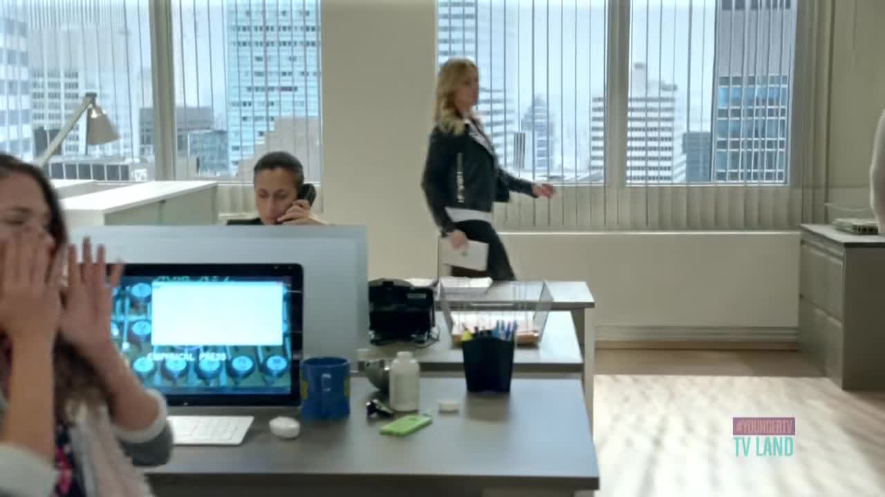 DailyDuff-dot-nl_Younger1x05-00198.jpg