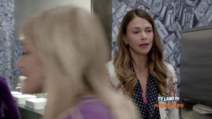 DailyDuff-dot-nl_Younger1x09-0333.jpg