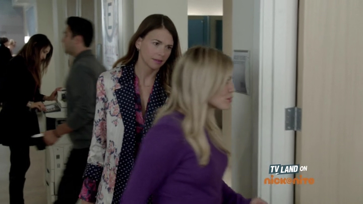 DailyDuff-dot-nl_Younger1x09-0340.jpg