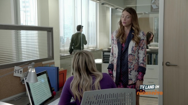 DailyDuff-dot-nl_Younger1x09-0540.jpg