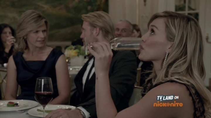 DailyDuff-dot-nl_Younger1x09-0850.jpg