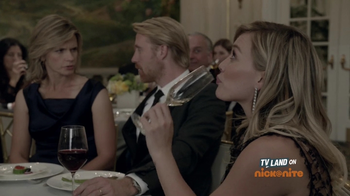 DailyDuff-dot-nl_Younger1x09-0851.jpg