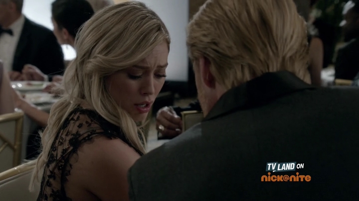 DailyDuff-dot-nl_Younger1x09-0934.jpg