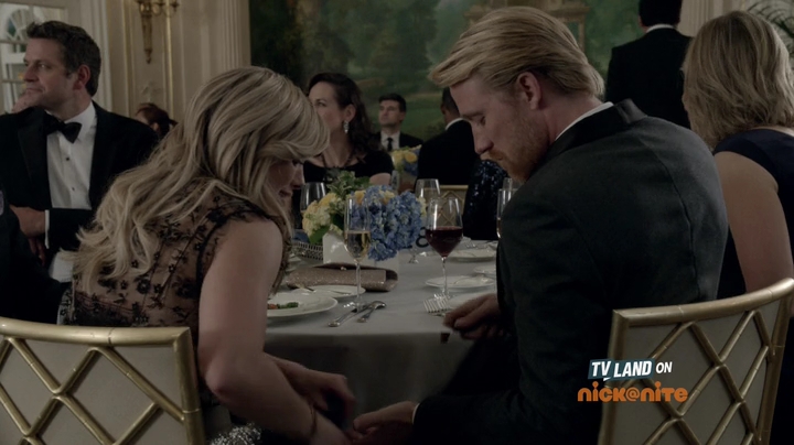 DailyDuff-dot-nl_Younger1x09-0939.jpg