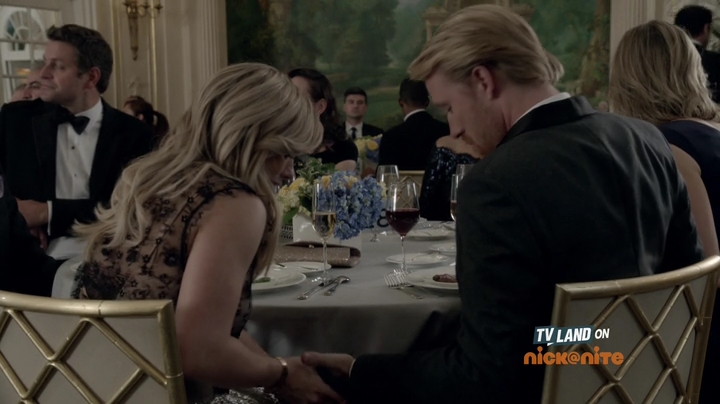 DailyDuff-dot-nl_Younger1x09-0940.jpg