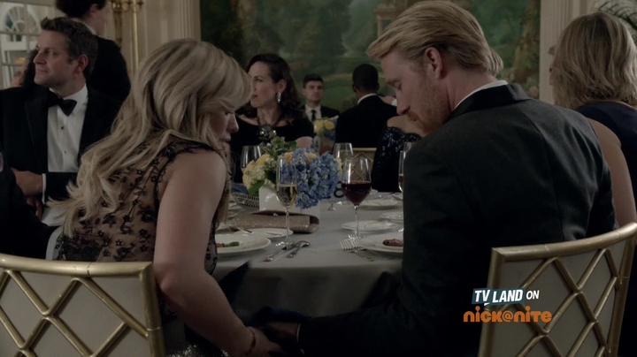 DailyDuff-dot-nl_Younger1x09-0941.jpg