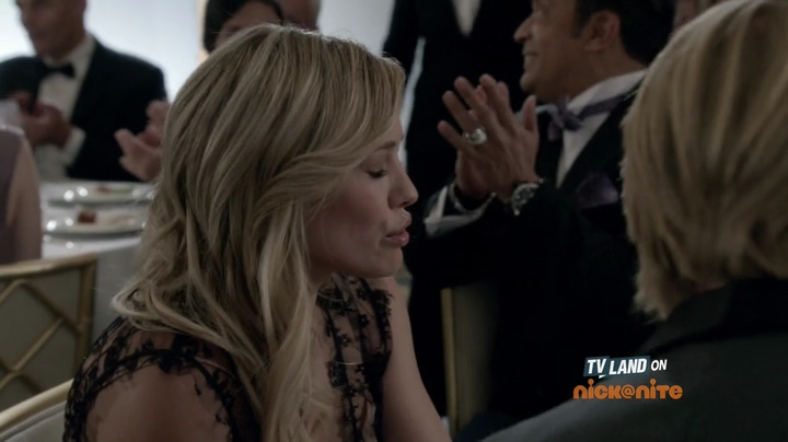 DailyDuff-dot-nl_Younger1x09-0949.jpg
