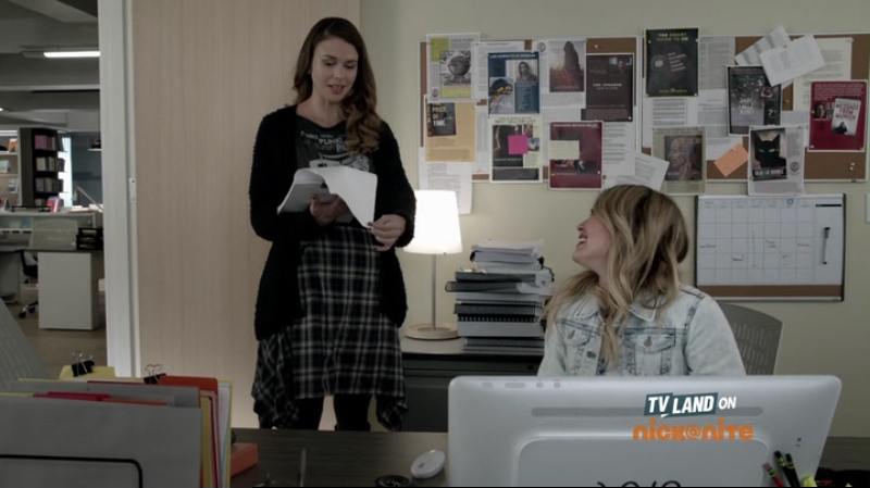 DailyDuff-dot-nl_Younger1x09-0082.jpg