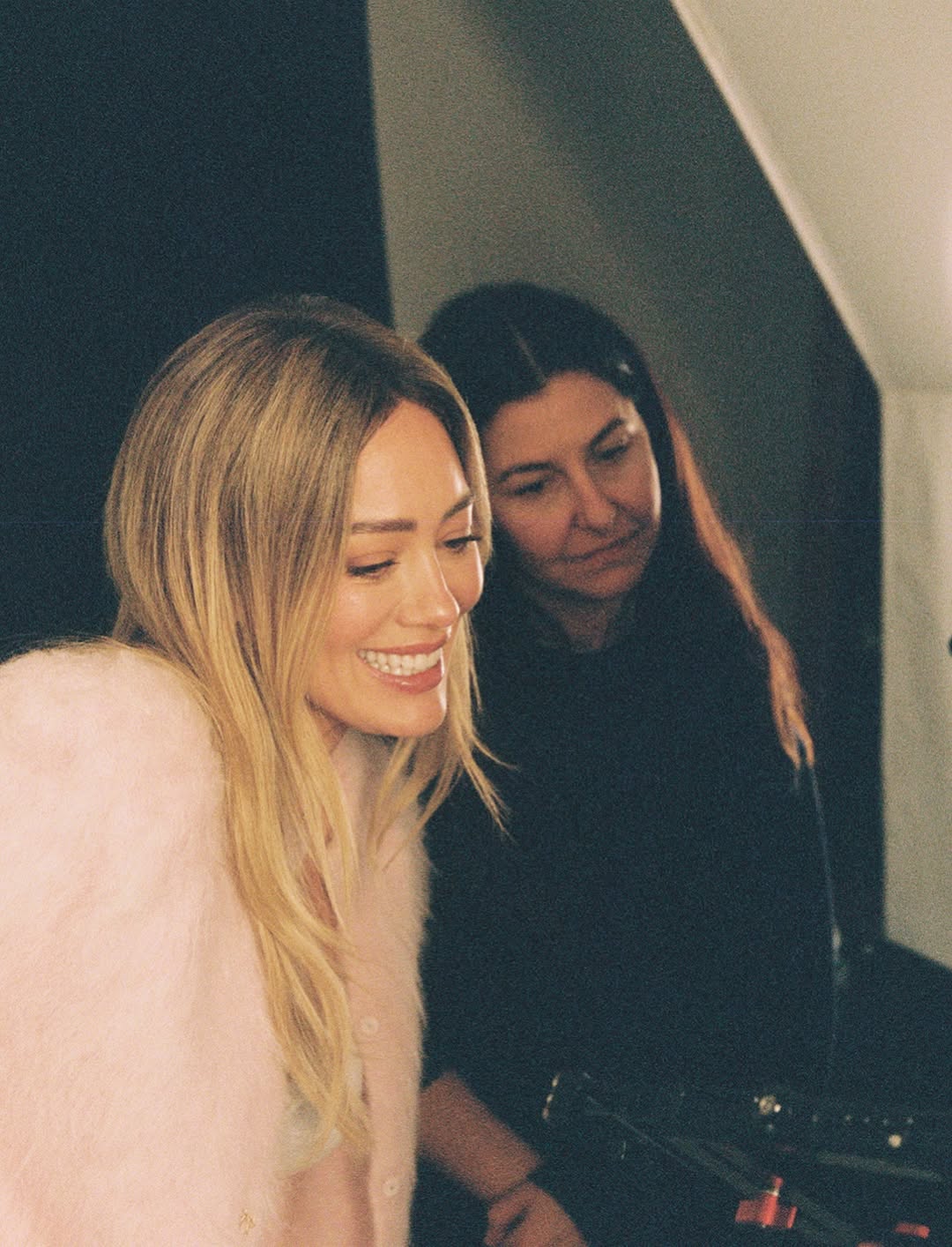 Covershoot-WeatherForTennisclip010.jpg Covershoot-WeatherForTennisclip010.jpg