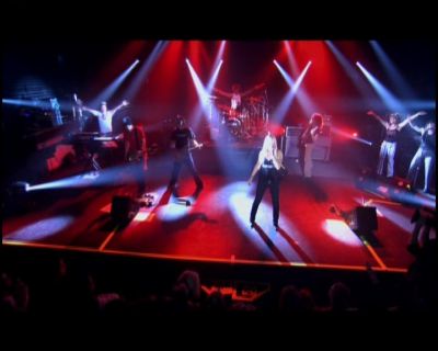 DailyDuff-dot-nl_GirlCanRockDVD-LiveInConcert0149.jpg