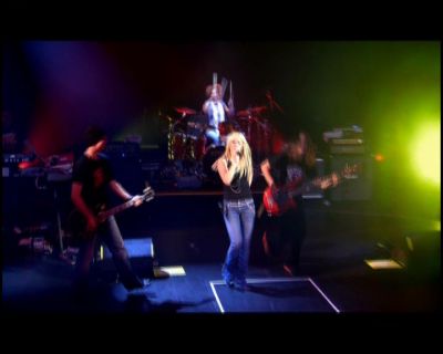 DailyDuff-dot-nl_GirlCanRockDVD-LiveInConcert0180.jpg