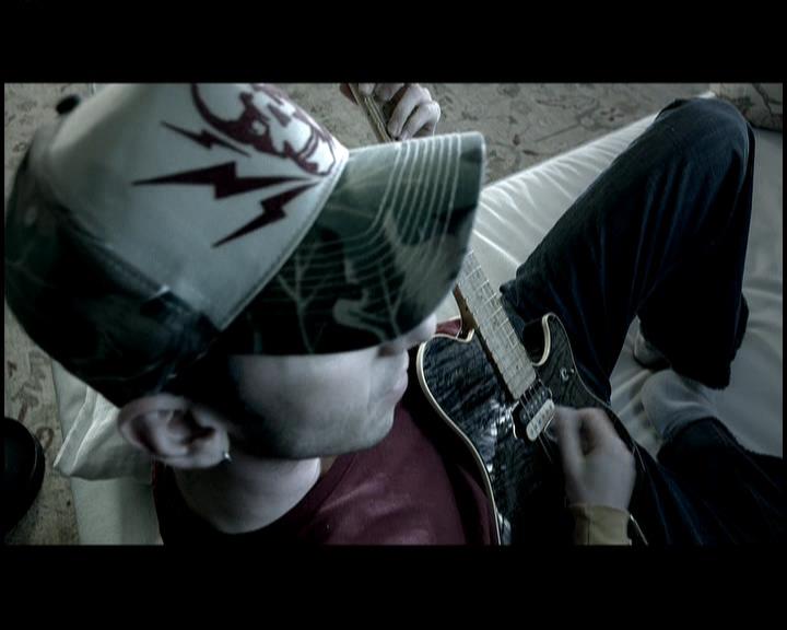 DailyDuff-dot-nl_GirlCanRockDVD-MusicVideoComeClean0111.jpg DailyDuff-dot-nl_GirlCanRockDVD-MusicVideoComeClean0111.jpg