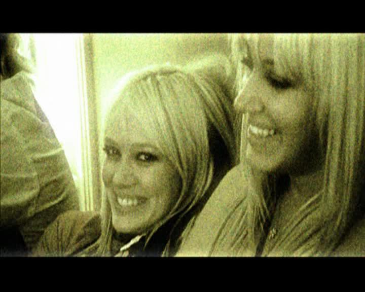 DailyDuff-dot-nl_GirlCanRockDVD-MusicVideoSoYesterdayLive0202.jpg DailyDuff-dot-nl_GirlCanRockDVD-MusicVideoSoYesterdayLive0202.jpg