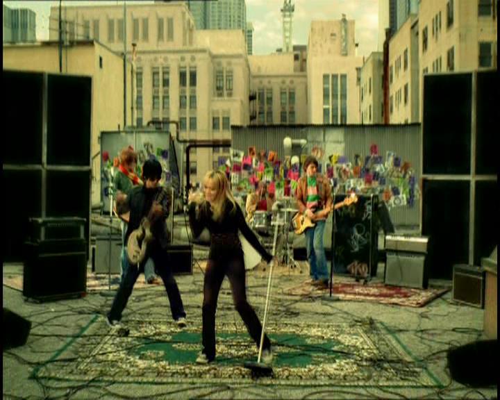 DailyDuff-dot-nl_GirlCanRockDVD-MusicVideoWhyNot0175.jpg DailyDuff-dot-nl_GirlCanRockDVD-MusicVideoWhyNot0175.jpg