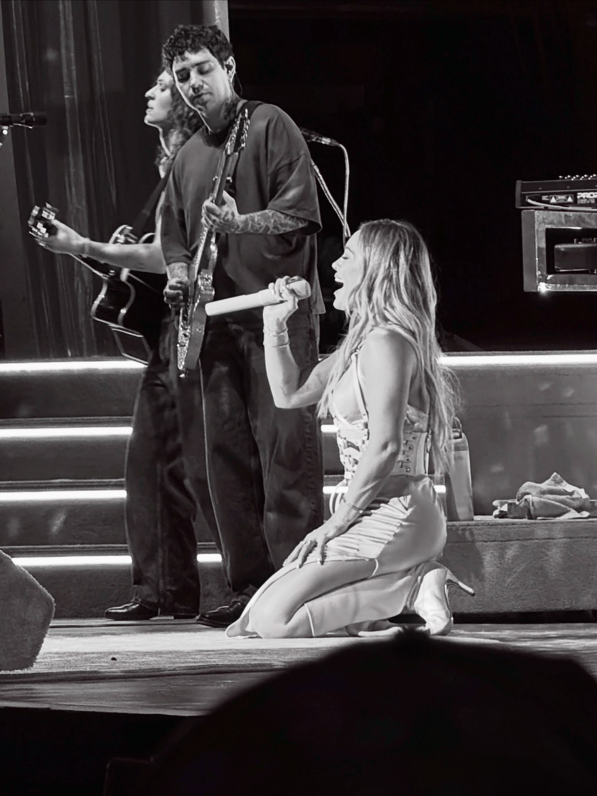 046.jpg