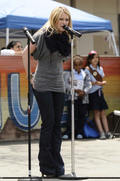 2009-BlessingsInABackpackNormandie007.jpg 2009-BlessingsInABackpackNormandie007.jpg