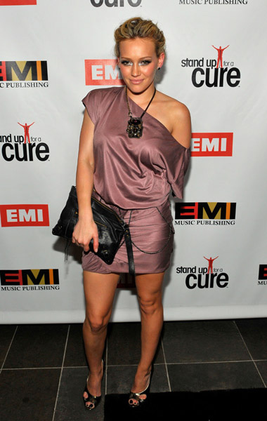 2009-EMIStandUpForACurePostGrammyEvent003.jpg 2009-EMIStandUpForACurePostGrammyEvent003.jpg