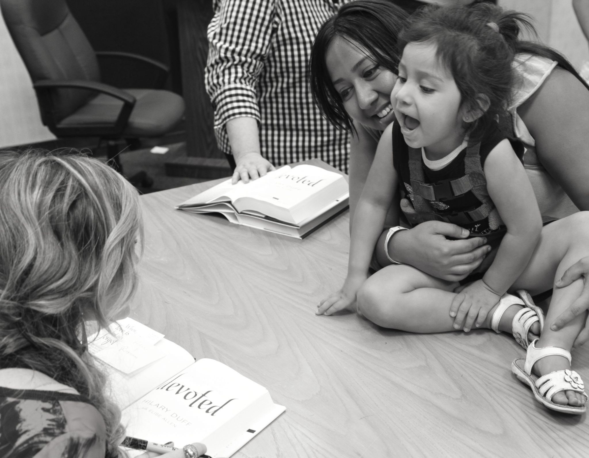 hilaryduff-dot-com015.jpg hilaryduff-dot-com015.jpg