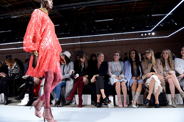 frontrow017.jpg frontrow017.jpg