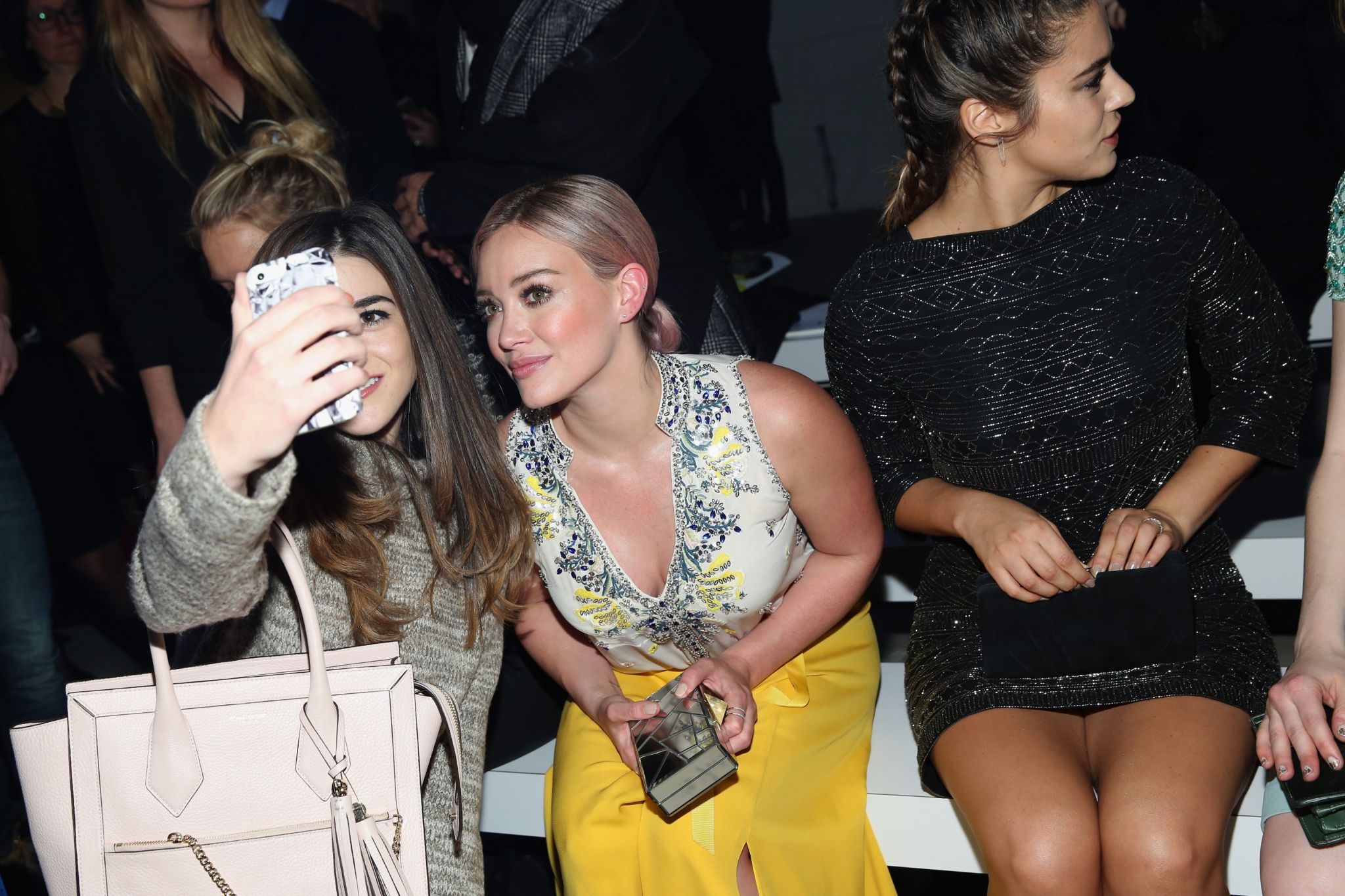 frontrow033.jpg frontrow033.jpg