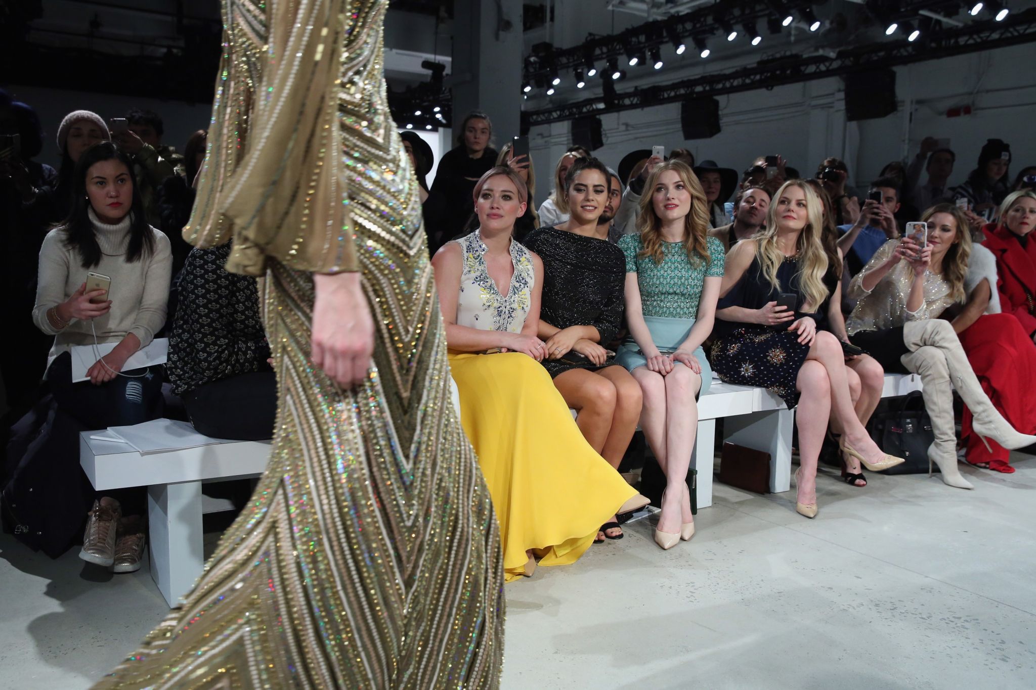 frontrow039.jpg frontrow039.jpg