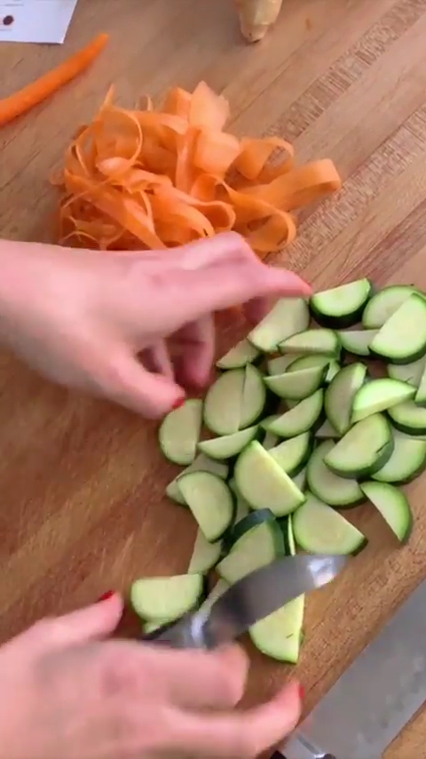 DailyDuff-dot-nl_HelloFresh-KitchenConfidence00044.jpg DailyDuff-dot-nl_HelloFresh-KitchenConfidence00044.jpg