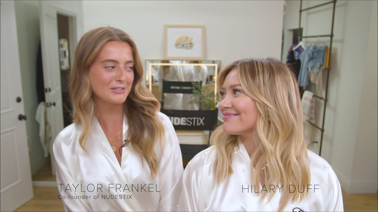 DailyDuff-dot-nl_HilaryxNudestick-GRWM00015.jpg DailyDuff-dot-nl_HilaryxNudestick-GRWM00015.jpg