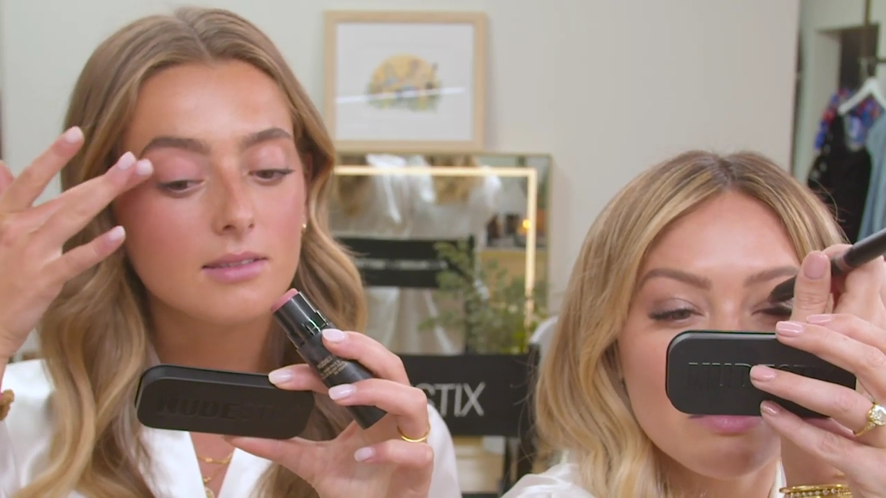 DailyDuff-dot-nl_HilaryxNudestick-GRWM00048.jpg DailyDuff-dot-nl_HilaryxNudestick-GRWM00048.jpg