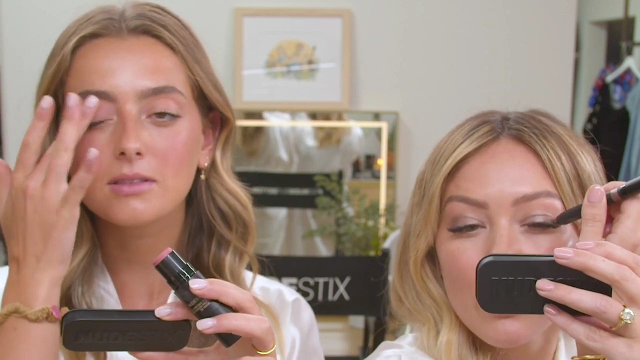 DailyDuff-dot-nl_HilaryxNudestick-GRWM00055.jpg DailyDuff-dot-nl_HilaryxNudestick-GRWM00055.jpg