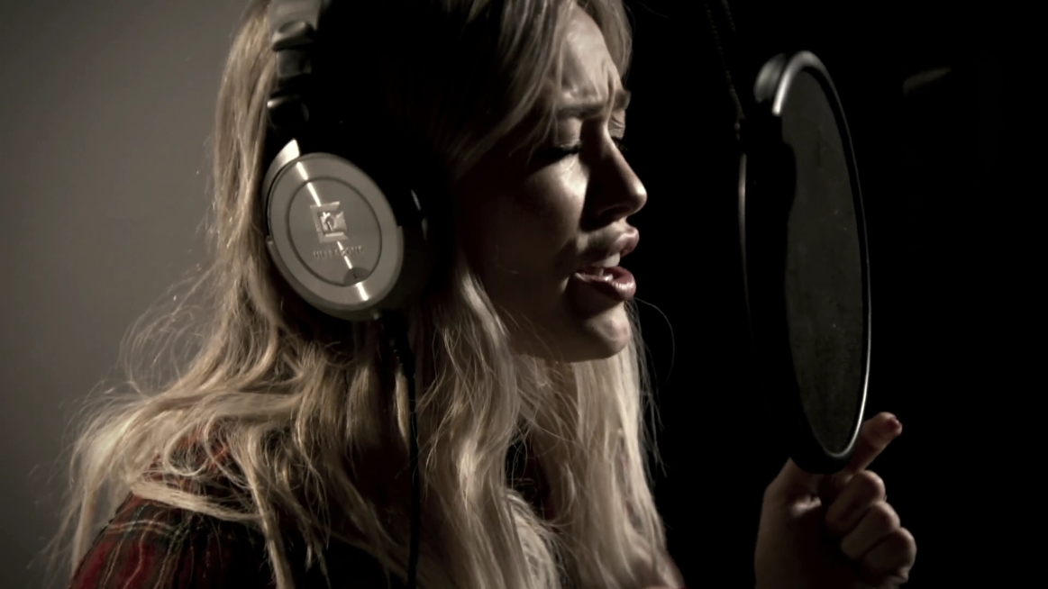 DailyDuff_dot_nl-LittleLies-YoungerPromo-BTS0203.jpg DailyDuff_dot_nl-LittleLies-YoungerPromo-BTS0203.jpg