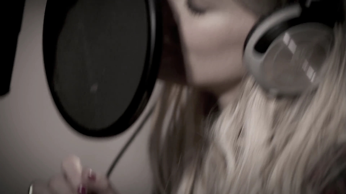 DailyDuff_dot_nl-LittleLies-YoungerPromo0141.jpg DailyDuff_dot_nl-LittleLies-YoungerPromo0141.jpg