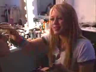 CHD4E_2004_Behind_the_scenes_Blender_Shoot_Caps_062.jpg