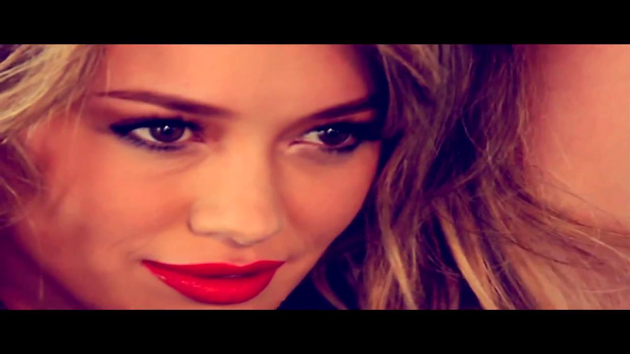 DailyDuff-dot-nl-DarrenTieste-TheBeautyBookForBrainCancer-Shoot00045.jpg DailyDuff-dot-nl-DarrenTieste-TheBeautyBookForBrainCancer-Shoot00045.jpg