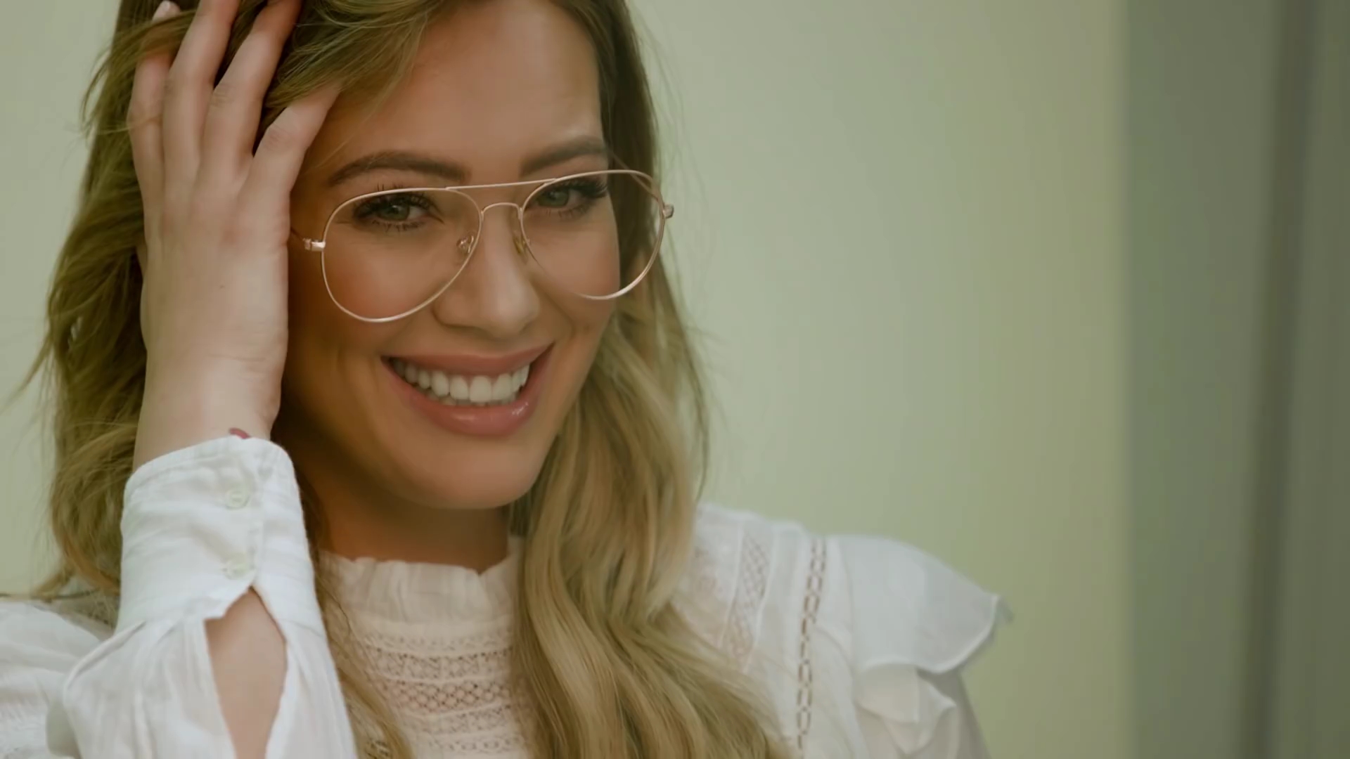 DailyDufff-dot-nl_2018MusexHilaryDuffEyewearCollection-GlassesUSAcom0122.jpg