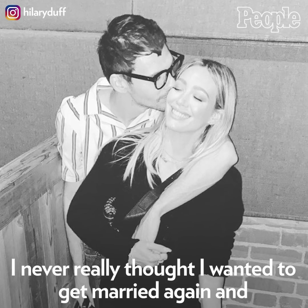 DailyDuff-dot-nl_2021PeopleMagazine-HilaryDuffAndMatthewKomaFamilyGoals0548.jpg DailyDuff-dot-nl_2021PeopleMagazine-HilaryDuffAndMatthewKomaFamilyGoals0548.jpg