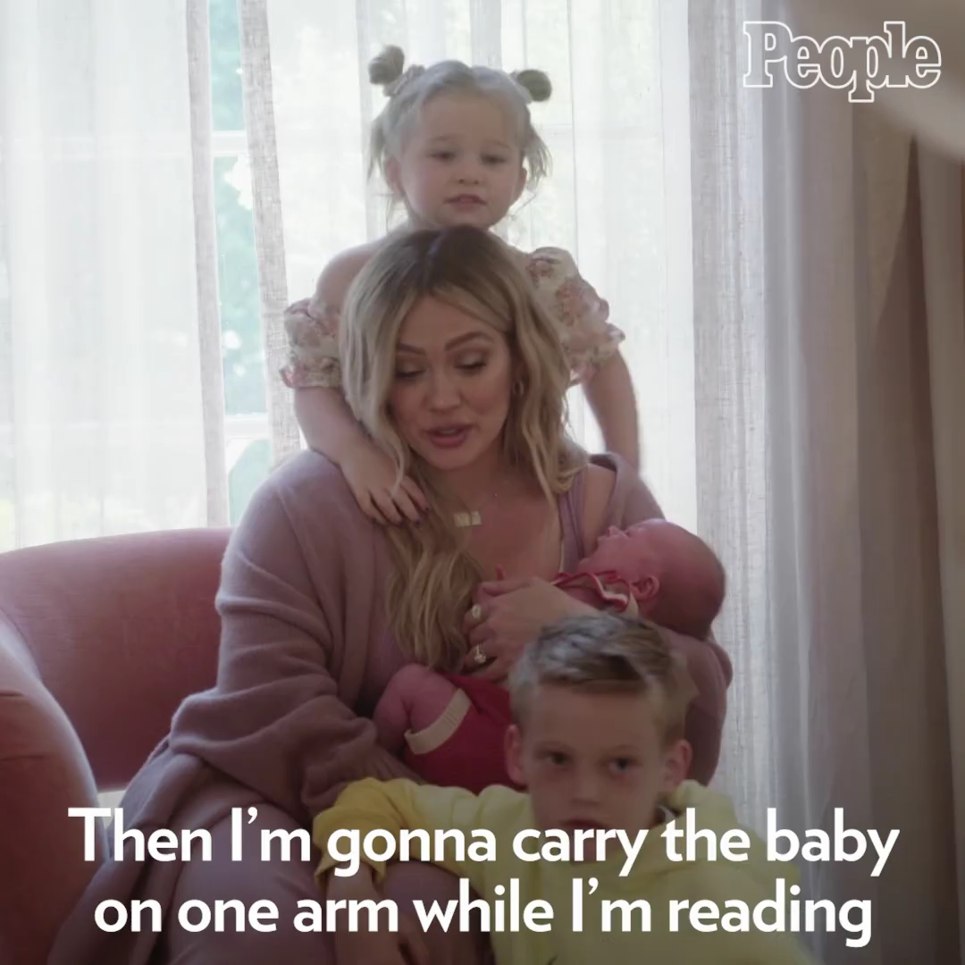 DailyDuff-dot-nl_2021PeopleMagazine-HilaryDuffAndMatthewKomaFamilyGoals0612.jpg DailyDuff-dot-nl_2021PeopleMagazine-HilaryDuffAndMatthewKomaFamilyGoals0612.jpg